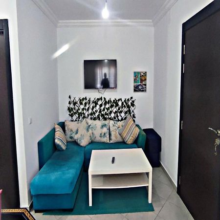 Beachside 2 Bedroom Apartment In Diplomatic Forest Tangier With Free Parking Екстер'єр фото